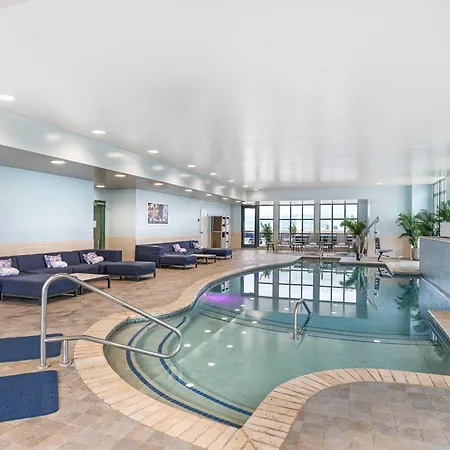 Hilton Virginia Beach Oceanfront-3