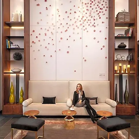 Executive Hotel Cosmopolitan And Spa-3