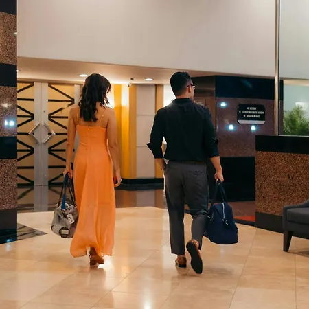 Bishop Suites Downtown Honolulu-3