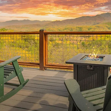Epic Views Game Room Hot Tub Bears Lookout-3