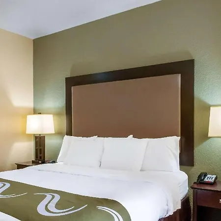 Quality Inn & Suites Slidell-2