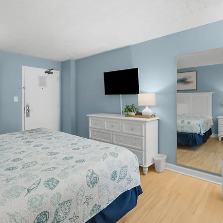 Monterey Bay Suites-2