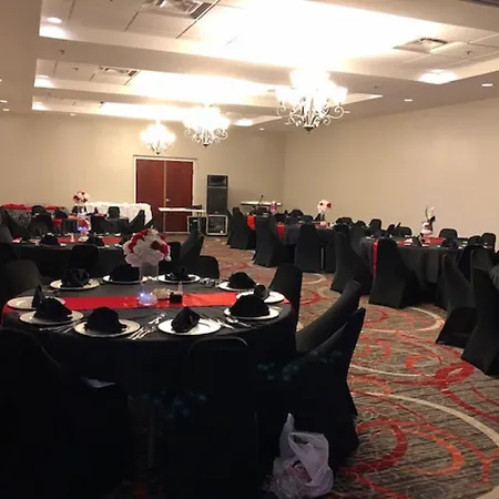 Holiday Inn & Suites Lafayette North By Ihg-3
