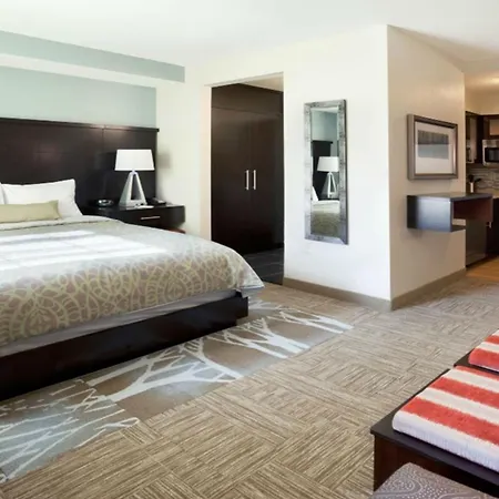 Staybridge Suites Dearborn By Ihg-2