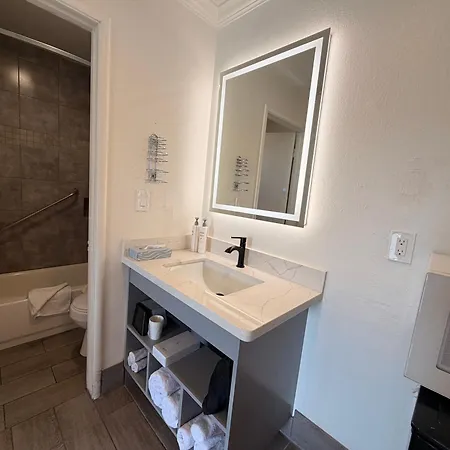 Surfside Stay-3