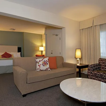 Coast Kamloops Hotel & Conference Centre-2