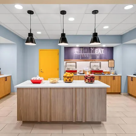 Hampton Inn & Suites Williamsburg-Central-2