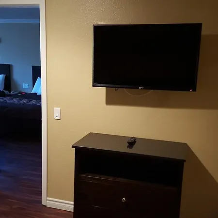 Anaheim Astoria Inn & Suites-2
