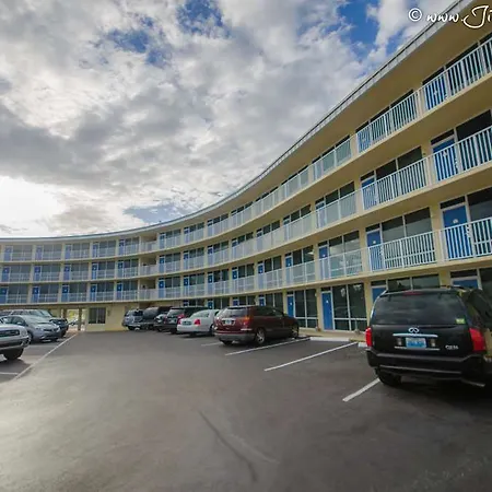 Outrigger Beach Club Resort By Coolvacay-3