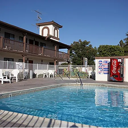 Ez 8 Motel Newark-2