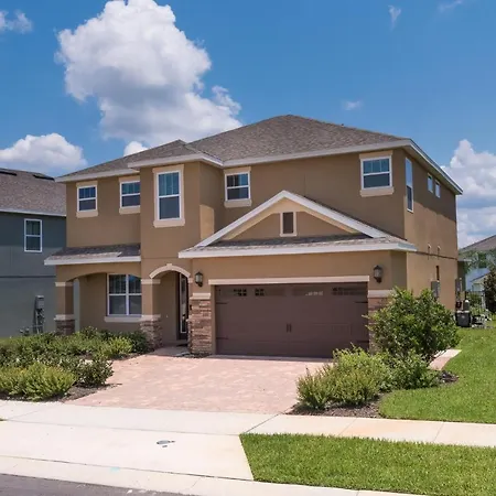 Wilmington Loop 6 Bedroom Luxury Villa With Pool And Spa-3