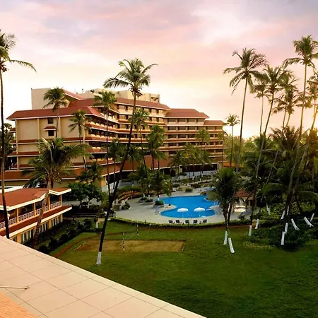 The Retreat Hotel & Convention Centre-3