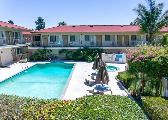 California Suites Hotel San Diego