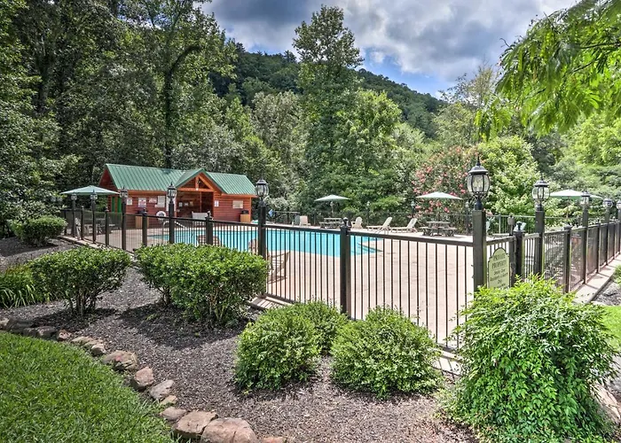 10 Mi To Dollywood Retreat With Grill And Deck! Villa Sevierville