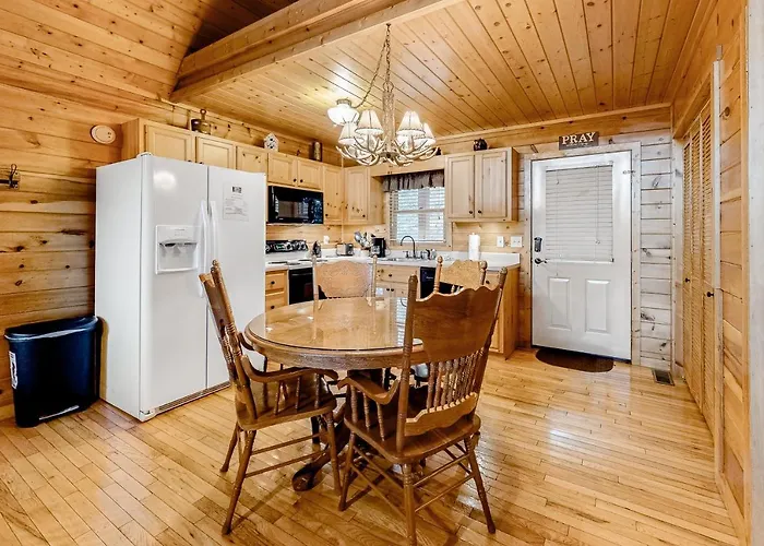 Hills Hideaway Villa Sevierville