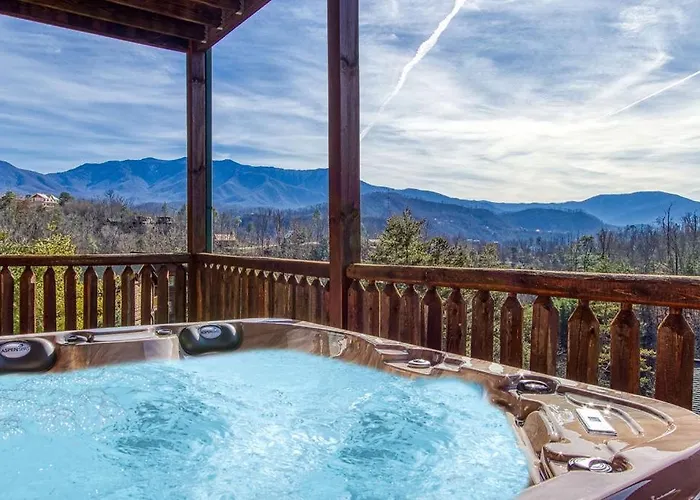 Lazy Bear Lodge, Hot Tub, Resort Pool, Wifi, 1089 Free Tickets Each Paid Day, Dollywood And More Gatlinburg
