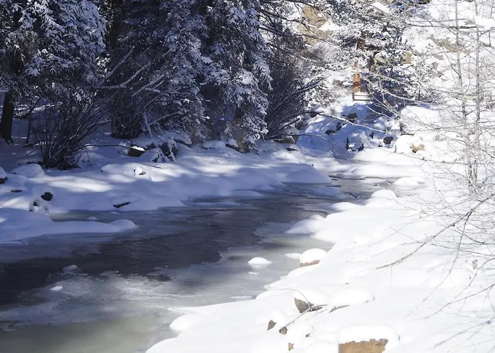 Swiftcurrent Lodge Estes Park