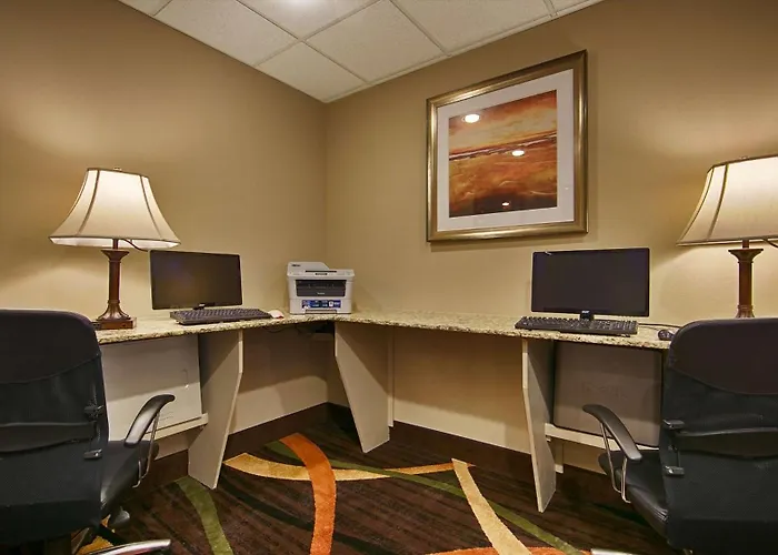 Best Western Plus Tulsa Woodland Hills Hotel And Suites