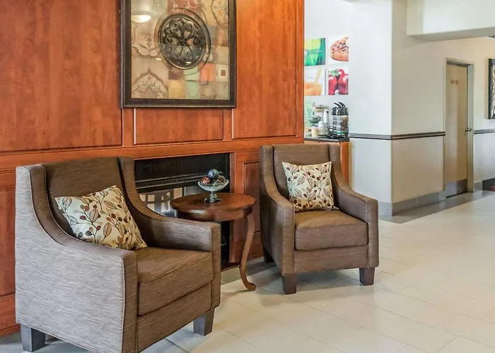 Quality Inn & Suites Albuquerque West