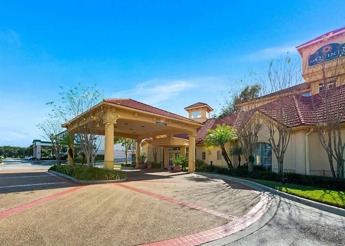 La Quinta By Wyndham Usf Hotel Tampa
