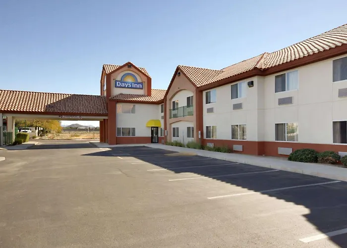 Days Inn By Wyndham Phoenix North