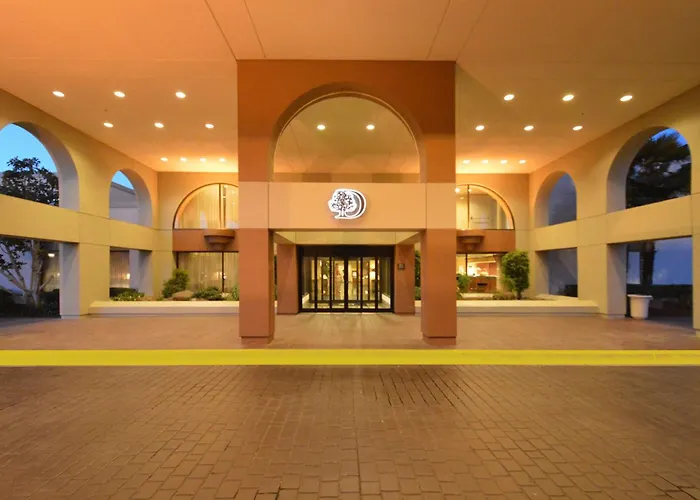 Doubletree By Hilton Newark-Fremont Hotel