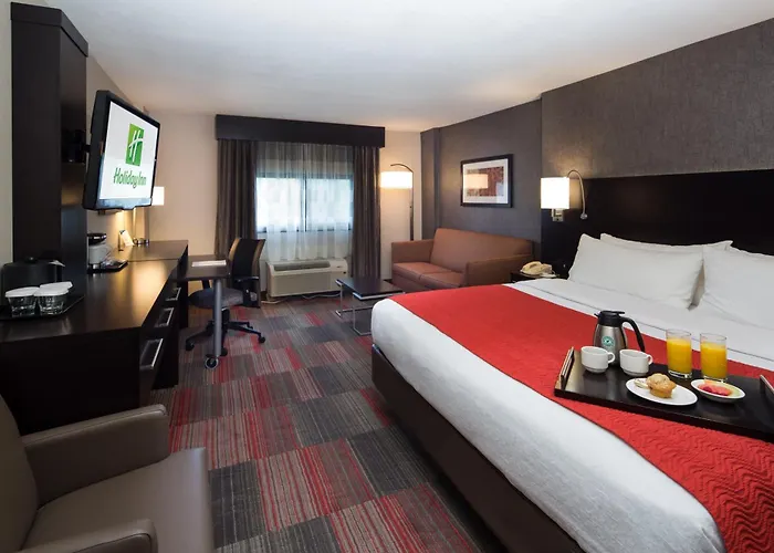 Holiday Inn Milwaukee Riverfront By Ihg