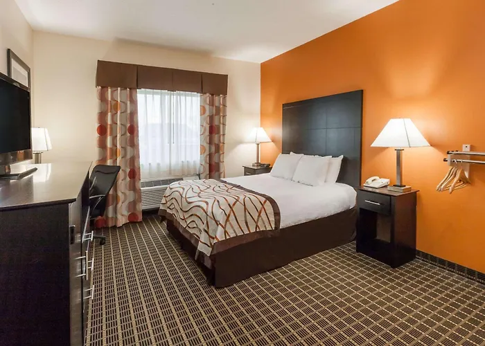 Baymont By Wyndham South Haven Hotel