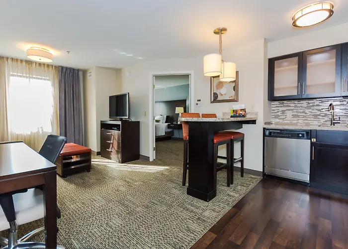 Staybridge Suites Grand Forks By Ihg