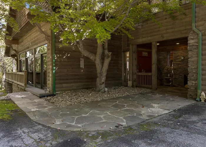 Mountain View Lodge Helen! Luxury Retreat In Downtown Helen!