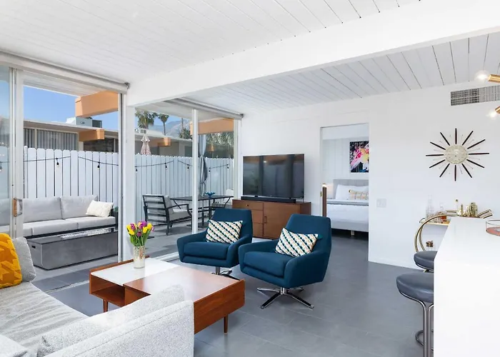 Modern Bungalow In Historic Ocotillo Lodge! Palm Springs