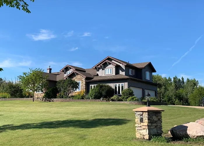 Dragonfly Inn Walkout Suites Sherwood Park