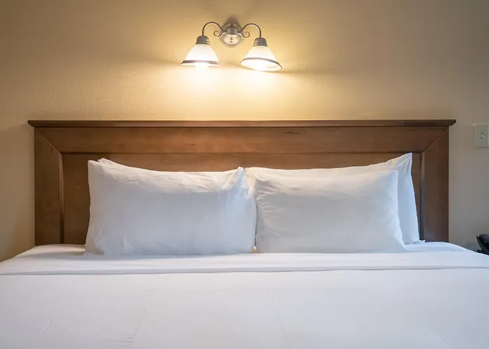 Irwin'S Mountain Inn Banff