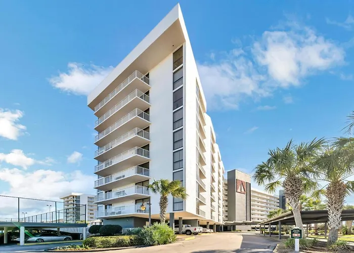 Mainsail 131 - Beachfront 2Br With Free Seasonal Beach Service Destin
