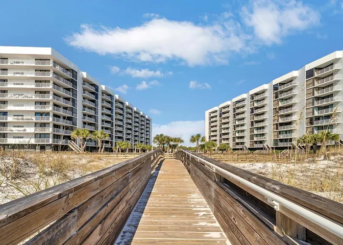 Mainsail 131 - Beachfront 2Br With Free Seasonal Beach Service Destin
