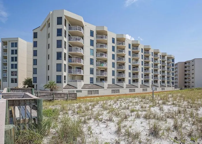 Inlet Reef 607 - Beach Front And Spacious With Free Beach Service Destin
