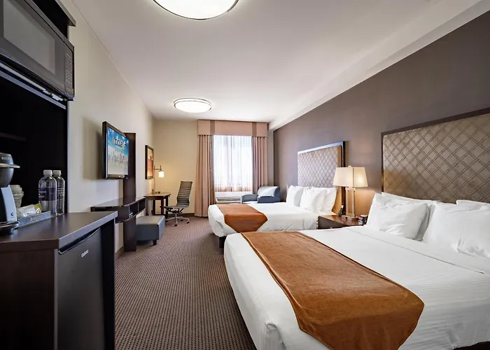 Acclaim Hotel By Clique Calgary