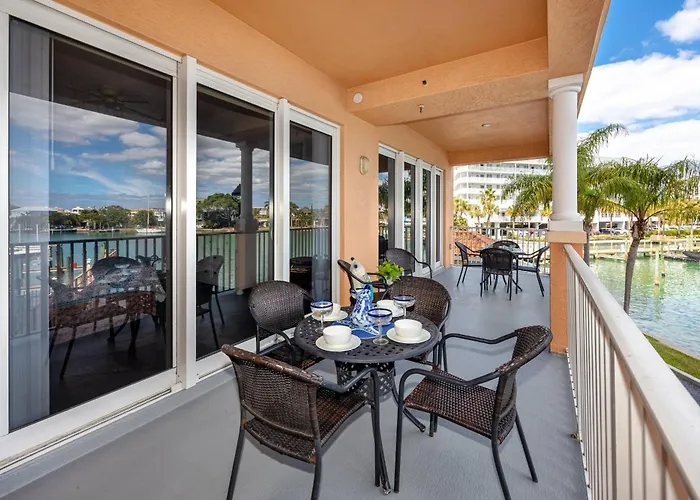 200 Harborview Grande Villa Clearwater Beach