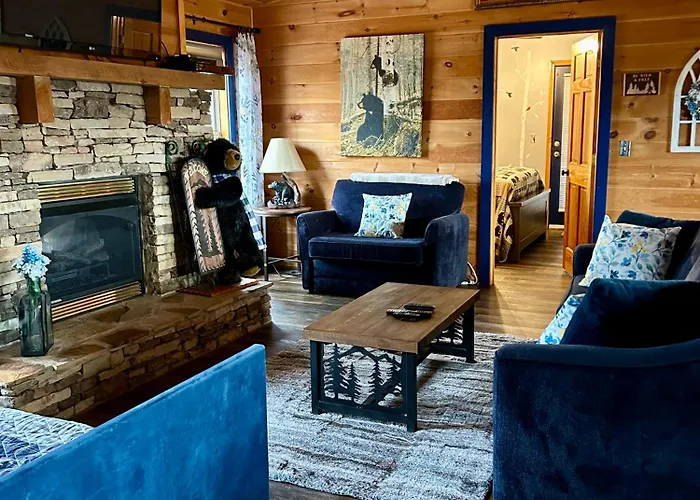 Blue Beary Delight Newly Renovated Near Everything Sevierville