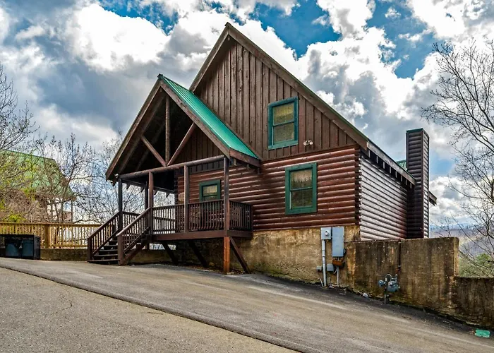 Million Dollar View - Games, Hot Tub & Movie Theater! Villa Pigeon Forge