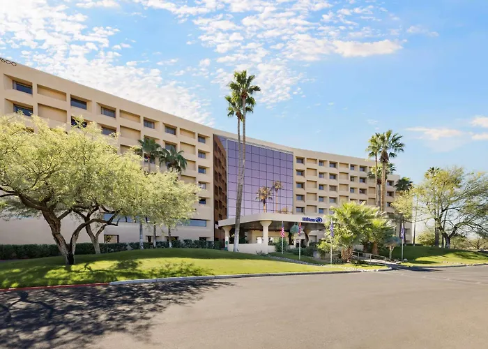 Hilton Tucson East Hotel