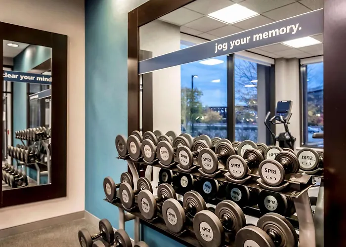 Hampton Inn & Suites Pittsburgh Downtown