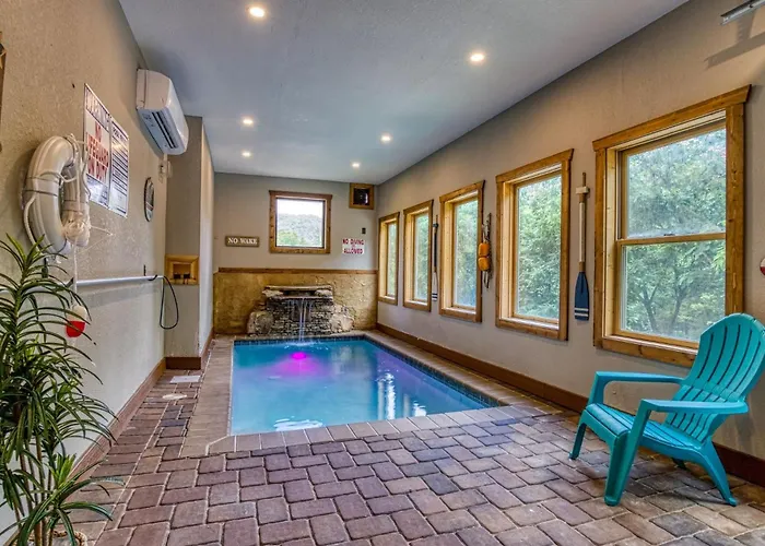 Ern841 - Sweet Feet Retreat - Location, Location, And Private Indoor Pool! Cabin Pigeon Forge