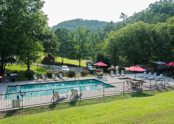 Higher Ground Retreat Sevierville
