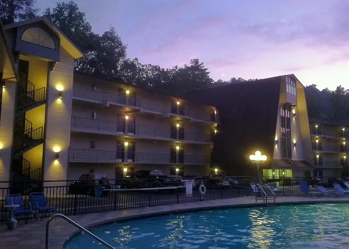 Sidney James Mountain Lodge Gatlinburg