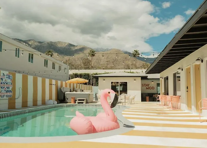 Mod Retreat In Vibrant Palm Springs Villa