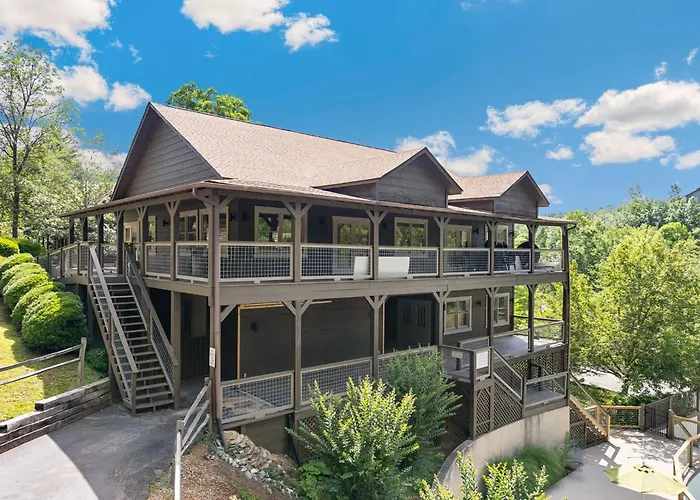 Er254 - Hibernation Hideaway Cabin Pigeon Forge