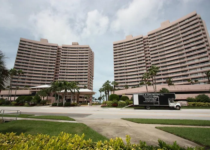 5F Crescent Beach Club Clearwater Beach