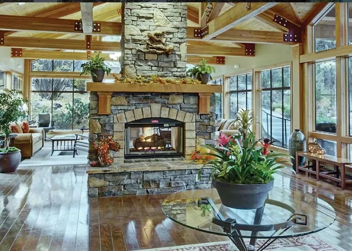Worldmark Bend Seventh Mountain Resort - St Sleeps