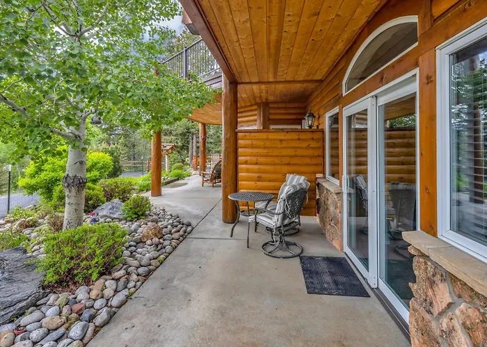 Alpine Suite - Minutes To Rmnp, Hot Tub! Estes Park